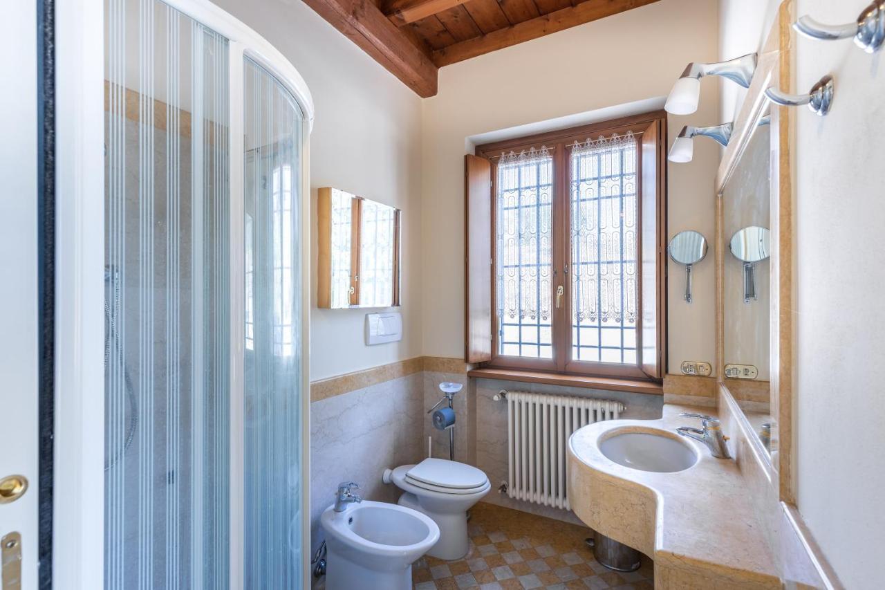 Il Casale Lonato - By Host4U Aparthotel ภายนอก รูปภาพ