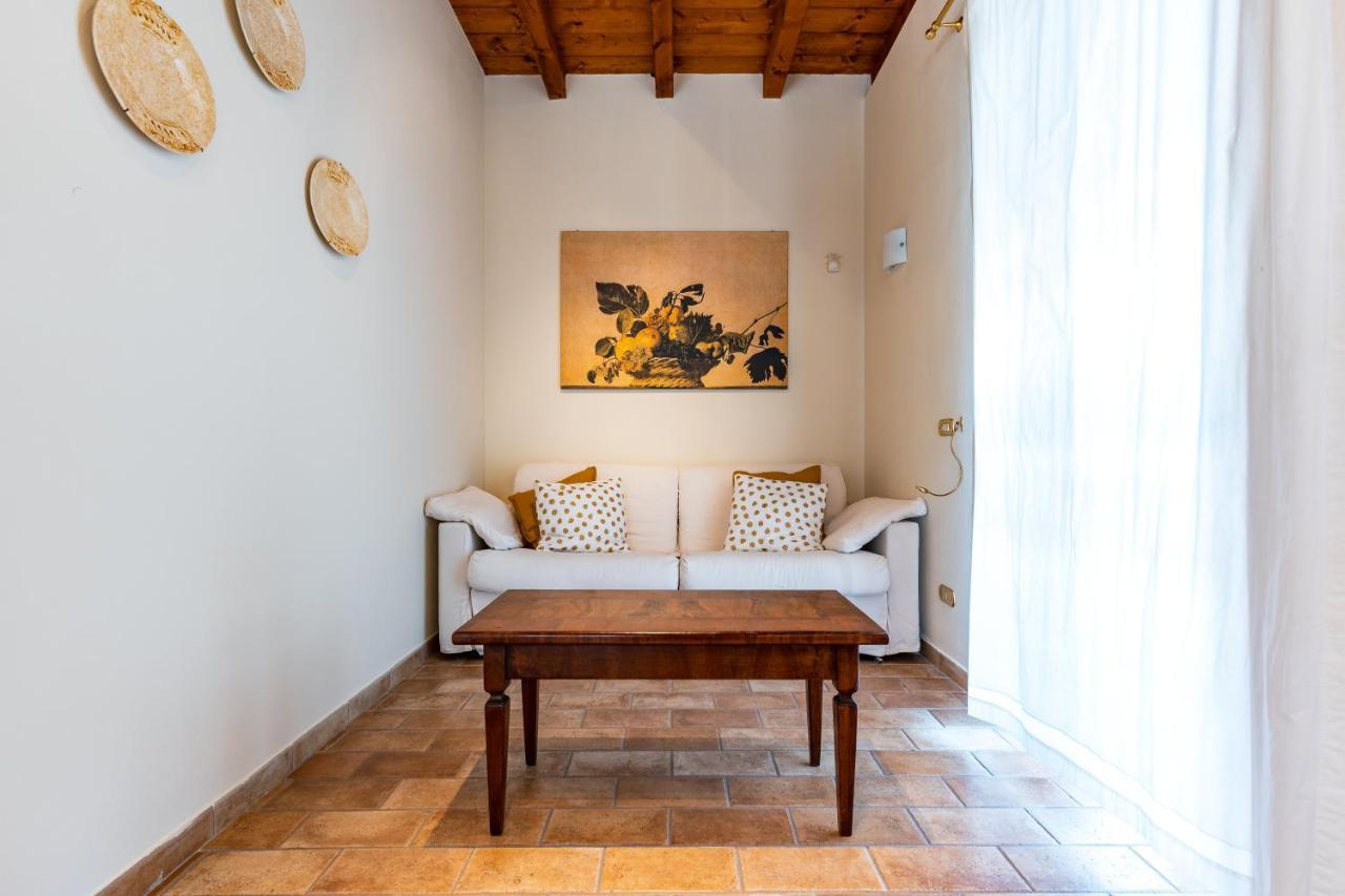 Il Casale Lonato - By Host4U Aparthotel ภายนอก รูปภาพ