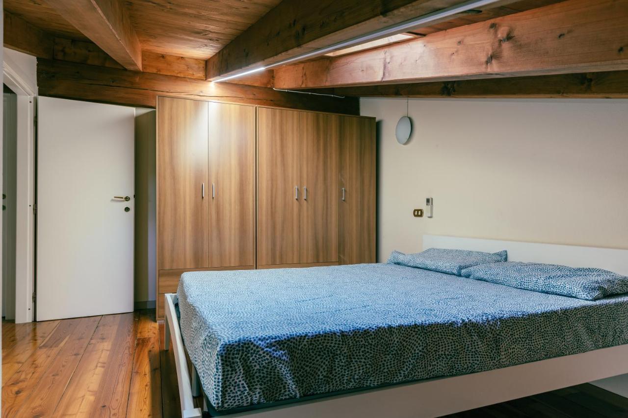Il Casale Lonato - By Host4U Aparthotel ภายนอก รูปภาพ