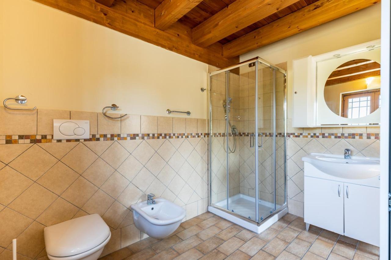 Il Casale Lonato - By Host4U Aparthotel ภายนอก รูปภาพ