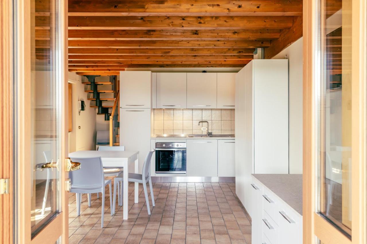 Il Casale Lonato - By Host4U Aparthotel ภายนอก รูปภาพ